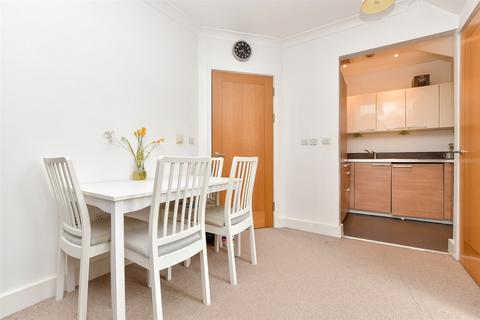 Brighton Road, Purley, Surrey 1 bed flat for sale