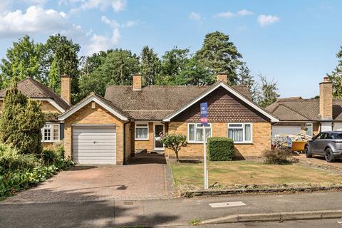 Howletts Lane, Ruislip 3 bed bungalow for sale