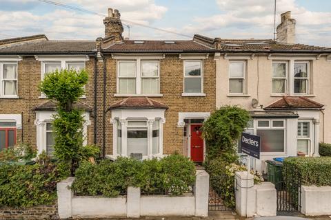Gurdon Road, Charlton, SE7 2 bed flat for sale