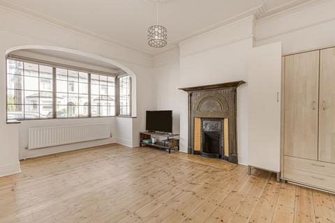 Clifton Road, Wallington SM6 3 bed end of terrace house for sale