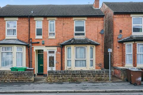 37 Rothesay Avenue, Nottingham... 3 bed semi