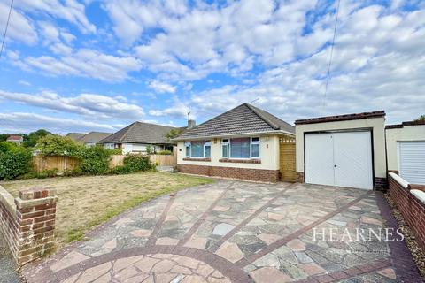 Wren Crescent, Coy Pond, Poole, BH12 2 bed detached bungalow for sale