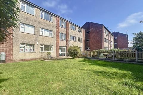 Rookwood Close, Cardiff, CF5 2 bed flat for sale