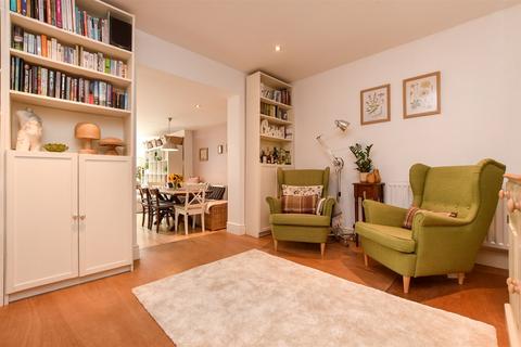 New North Road, Reigate, Reigate, Surrey 2 bed semi