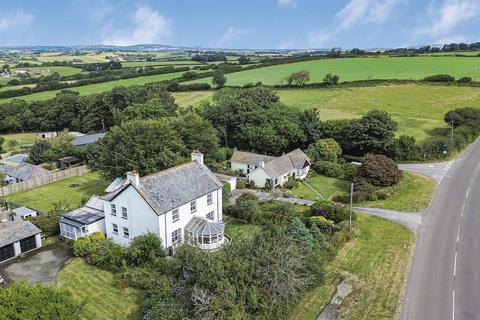 Morval, Looe 5 bed detached house for sale