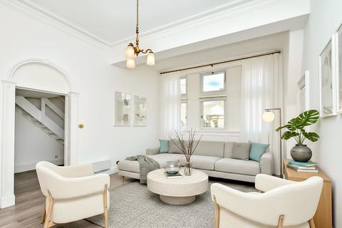 Flat 47, 50 North Bridge, Edinburgh... 2 bed apartment for sale