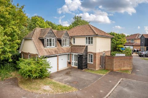 Kentwell Place, Cambridge CB25 4 bed detached house for sale