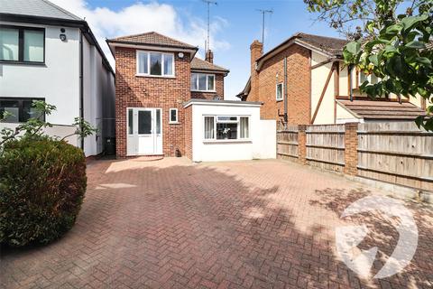 Avenue Road, Lesney Park... 3 bed detached house for sale