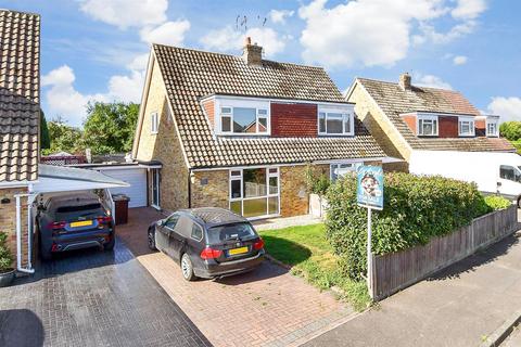 Fellmead, Tonbridge TN12 3 bed semi