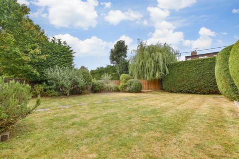Elmbridge Road, Cranleigh GU6 4 bed detached house for sale