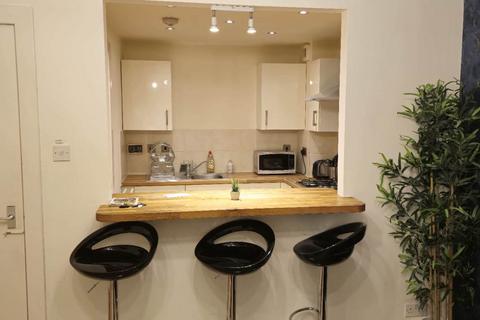 Argyle Street, Glasgow 1 bed flat for sale