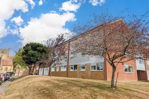 East Street, Tonbridge, Kent 1 bed ground floor flat for sale