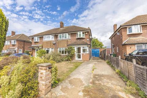 Elderfield Road, Stoke Poges SL2 3 bed semi