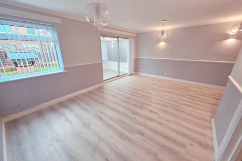 Brompton Close, Luton LU3 3 bed link detached house for sale