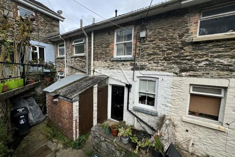 5 Orchard Terrace, Buckfastleigh, Devon 2 bed terraced house for sale