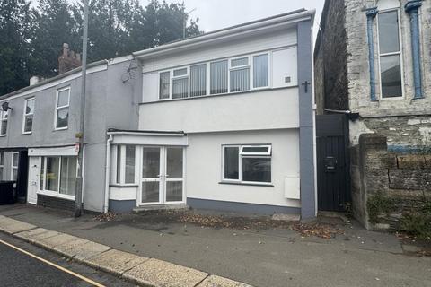 Penria, Barn Street, Liskeard, Cornwall 2 bed end of terrace house for sale