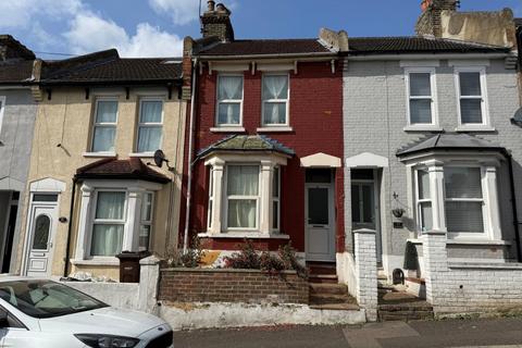 23 Kitchener Road, Rochester, Kent 3 bed terraced house for sale