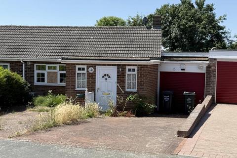 108 Beacon Drive, Bean, Dartford, Kent 3 bed bungalow for sale