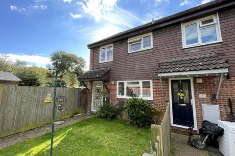 8 Meadow Bank, Leigh, Tonbridge, Kent 3 bed end of terrace house for sale