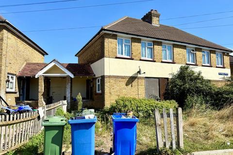 4 Meads Avenue, Sittingbourne, Kent 3 bed semi