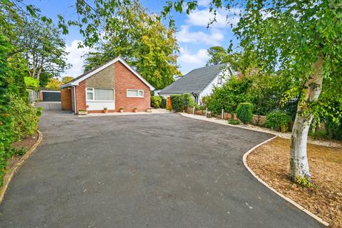 The Parklands, Wolverhampton WV3 3 bed detached bungalow for sale