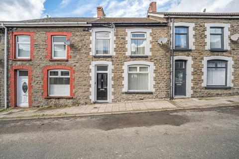 High Street, Caerphilly CF83 3 bed terraced house for sale