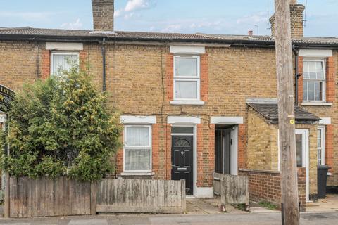 Fearnley Street, Watford, WD18 2 bed terraced house for sale