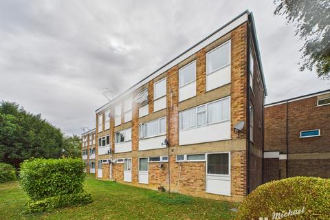Vicarage Road, Milton Keynes MK2 2 bed flat for sale