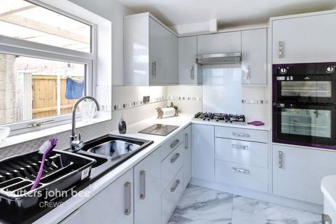 Ambleside Close, Crewe 3 bed semi