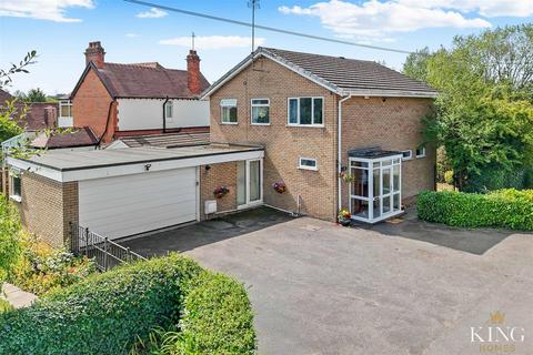 Orchard Way, Studley 4 bed detached house for sale
