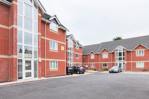Dale Street, Bury BL8 1 bed flat for sale