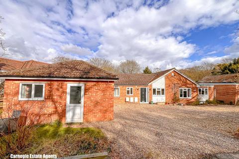 Tanglewood, Welwyn AL6 4 bed detached bungalow for sale