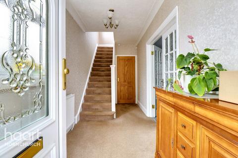 Osborne Road, HORNCHURCH 3 bed semi