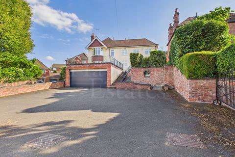 Cleobury Road, Bewdley... 4 bed detached house for sale