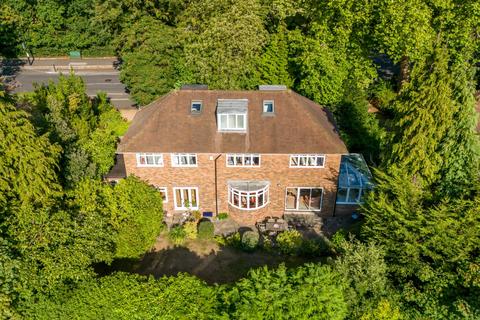 College Road, Dulwich, SE19 6 bed detached house for sale