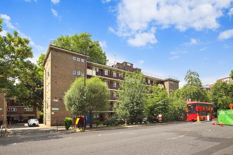 New North Road, Shoreditch, N1 2 bed flat for sale