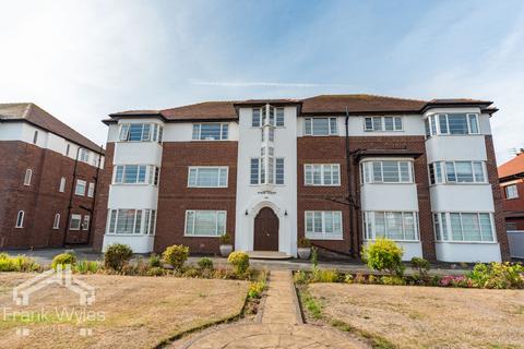 Flat 4, Kings Court, 196 Clifton... 2 bed flat for sale