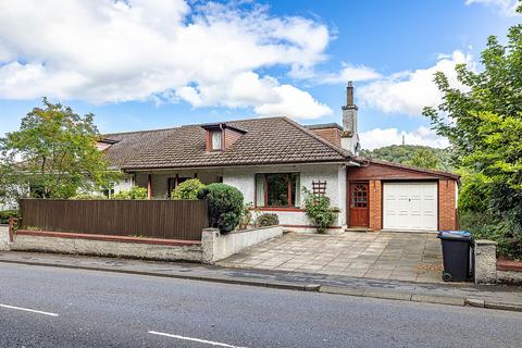 35 Abbotsford Road, Galashiels TD1 3HW 3 bed semi