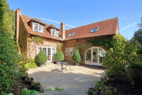 Southampton Road, Lymington SO41 3 bed detached house for sale