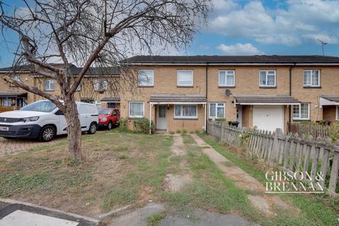Chesham Drive, Basildon, SS15 4 bed terraced house for sale