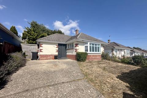 Bridport Road, Poole BH12 2 bed detached bungalow for sale