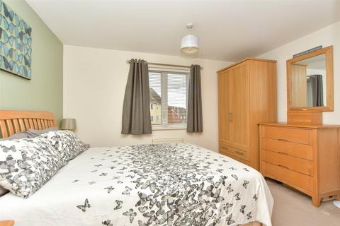 Poynder Drive, Snodland, Kent 4 bed townhouse for sale