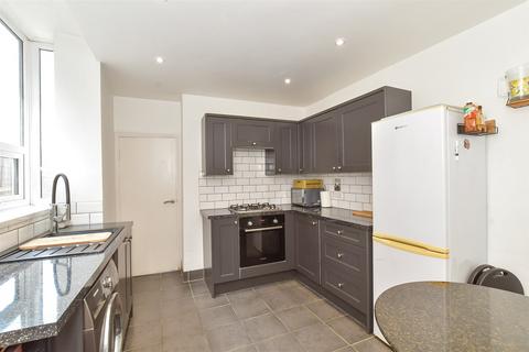 Chichester Road, Portsmouth PO2 1 bed ground floor flat for sale
