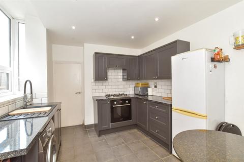 Chichester Road, Portsmouth PO2 1 bed ground floor flat for sale