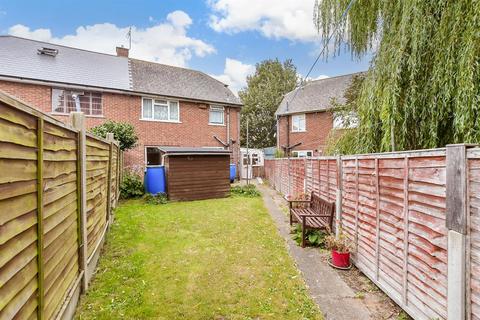 Grantham Avenue, Deal, Kent 3 bed semi