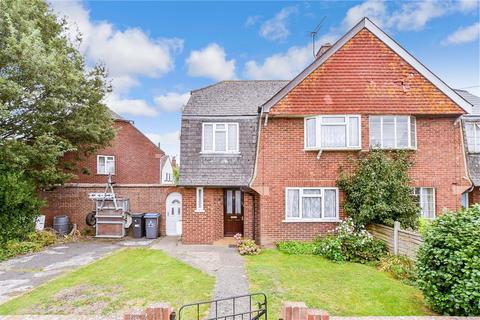 Grantham Avenue, Deal, Kent 3 bed semi