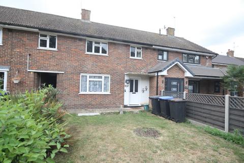 Woking GU22 3 bed terraced house for sale