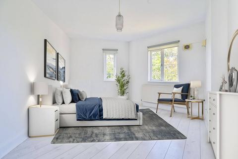 Peckham Rye, Southwark, London, SE22 2 bed flat for sale