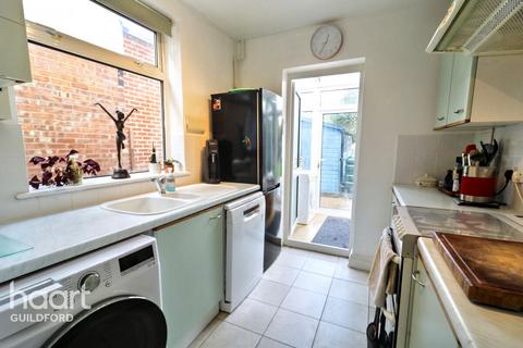 Sheepfold Road, GUILDFORD 3 bed detached house for sale
