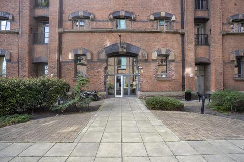 Dock Road, Birkenhead CH41 2 bed flat for sale